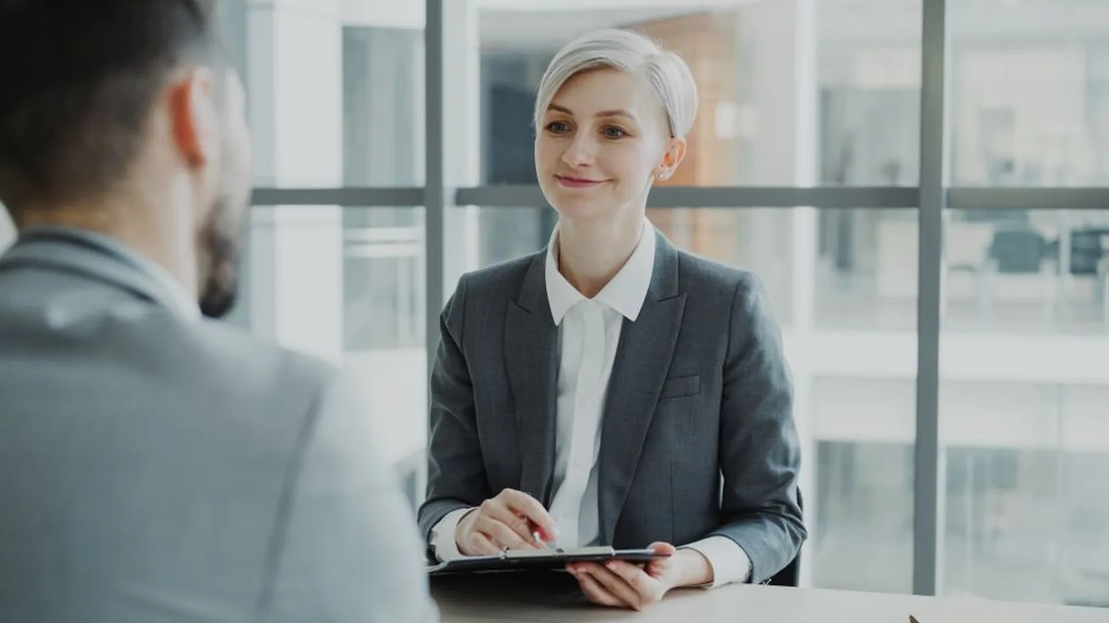 Recruter son premier salarié